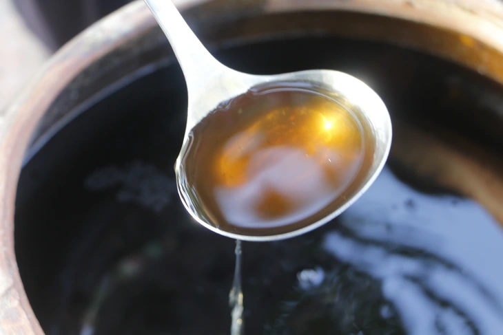 NƯỚC MẮM CÁ ĐỒNG